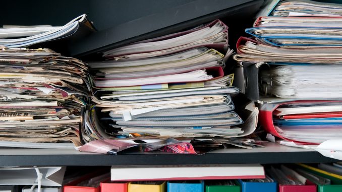 Messy case